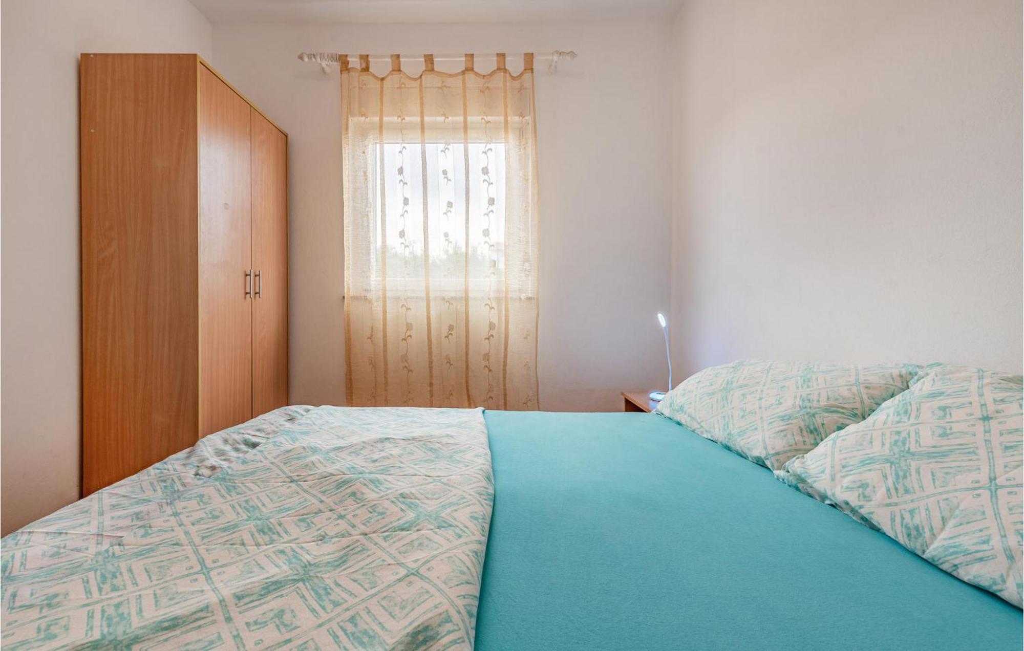 Lovely Apartment In Vir With Kitchen Ngoại thất bức ảnh